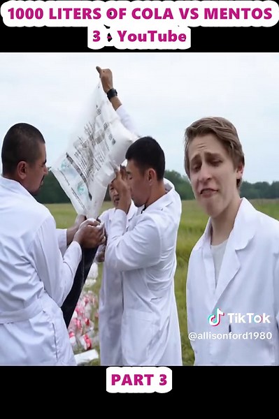 1000 Liters of Cola vs Mentos: Epic Reaction!