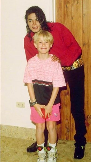 Macaulay Culkin EXPOSES What Really Happened With Michael Jackson