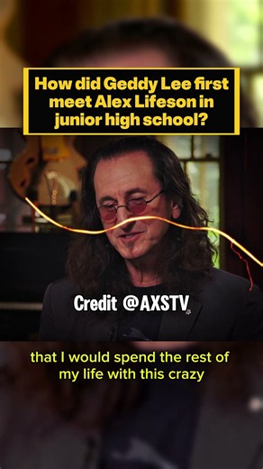 How did Geddy Lee first meet Alex Lifeson in junior high school?