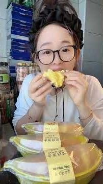 “This Giant Cream Roll Shocked Me 🤯 | Must-Try Street Snack!” #delicious