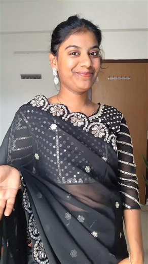 comment for saree link 👇👇#meesho #love #romantic #shopping #trending #viralvideo #fyp #foryou #viral