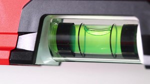 Milwaukee 78 in. to 144 in. REDSTICK Expandable Box Level MLXP712