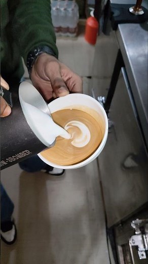 how to make latte art #latte #coffee #art #youtube #shorts #new #trending #song #viral #fypシ#fyp