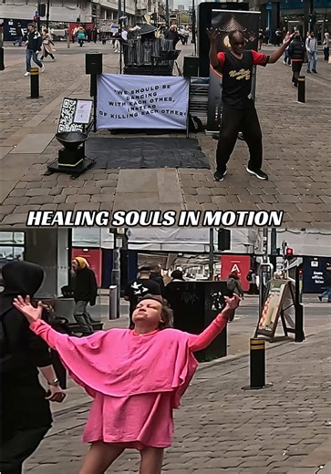 Sometimes life becomes so heavy… but even then, the soul still finds a way to dance. This beautiful homeless lady, connected with the music the moment I started my set on Market Street. No words were needed — only rhythm, emotion, and pure presence. It was a powerful reminder that music has no status, no boundaries, no labels. For a few moments, she was free. We all were. This is why I love these street rituals. Because no matter how hard life hits you, you can still choose joy… you can still ch