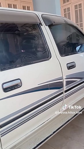 Toyota Hilux Double Cabin - A Detailed Look