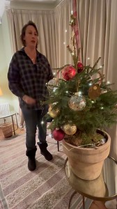 10 years later. Smaller tree, bigger bosoms, still got it. 🤣🎅🎄 | Miranda Hart