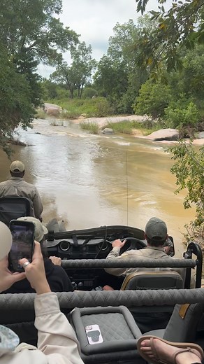 Sometimes the only way forward is through! 💦 Happy #WorldSafariDay from Leopard Adventures! From epic river crossings to amazing wildlife, every moment on safari will leave you wanting more. Start planning your adventure of a lifetime today by visiting the link in our bio! 📍@dulinilodge River Lodge, Sabi Sand Nature Reserve, South Africa ____ #africantravel #luxurysafari #southafrica #safari #visitsouthafrica #africanwildlifeconservation #dulinimoments #duliniriverlodge #southafricatourism #kr