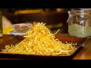 Τραγανές τηγανητές πατάτες chips - άχυρο