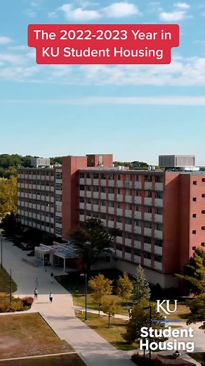 El año en la vivienda estudiantil de KU en un minuto