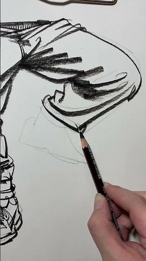 丝滑一下 #手绘过程 #画画练习打卡 #教你学画画 #人物速写 #绘画教学