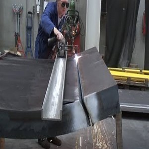 3M views · 12K reactions | The Most Dangerous Machine Used In The Manufacturing Institute. Cre: CNC Machine World | CNC Machine World | Facebook