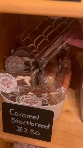 After a loooong day of baking, building, admin, labelling & packaging… The Cake Shed is DONE! 🎉 🥳🙌🏻 I couldn’t resist showing you what’s inside! 👀😍 I’ll post another video tomorrow showing where it’s located at my home as it’s currently in my living room 🤣 waiting to be emptied and the cakes packed away ready for tomorrow morning opening at 10am until 6pm 😅 x | The Cake Room