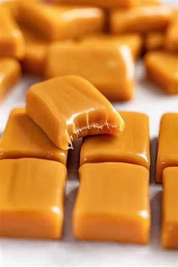 2.5M views · 39K reactions | If you can stir, you can make Grandma’s Homemade Caramels! These are soft, chewy, and so easy to make. We’ve even included instructions on how to make caramels without a candy thermometer! https://thestayathomechef.com/caramels/ | The Stay At Home Chef | Facebook