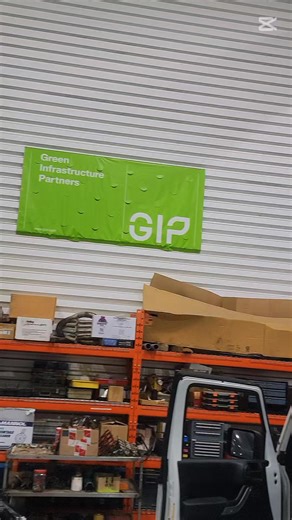 GIP wanted some love Cleaning fromn LC Gold Package 😍😍 Thank you guys 😊