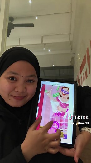 Desain Leaflet Kesehatan yang Menarik di Canva