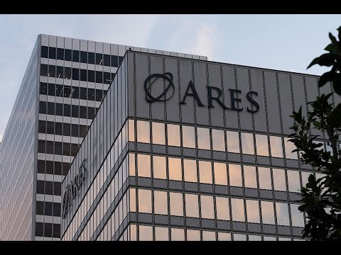 Ares, Apollo Cap Private Credit Fund Withdrawals as Exodus Grows