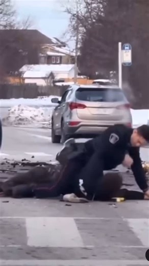 Ralek Gracie | That old “get up and walk away” trick. 😩 What’s crazy is that I do this to Jiu-Jitsu players at many of my seminars, and it works just as... | Instagram