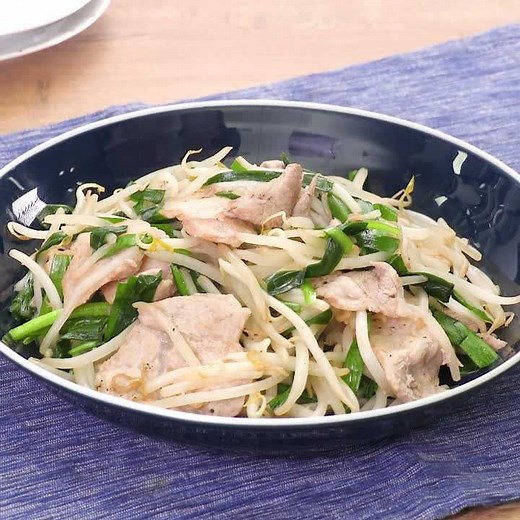 さっぱり食べられる♪ 豚肉ともやしのポン酢炒めのレシピ動画・作り方 | デリッシュキッチン