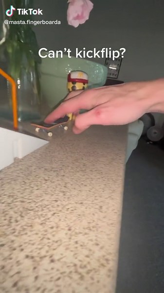 Here’s a lil secret #fyp #fingerboarding #fingerboard | How To Kickflip