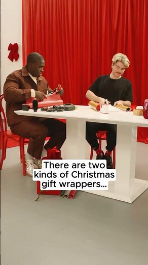 POV: There’s two types of Christmas gift wrappers