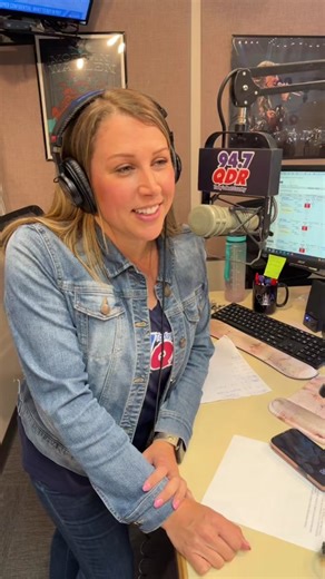 Meet the Muffin Man with Mike and Amanda