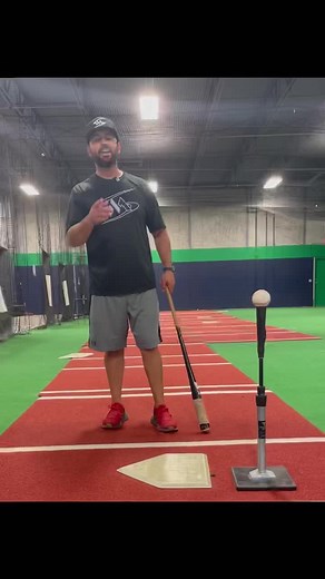 Simple tip for kids that have a tendency of opening up too early. #hitting #posture | MoyStyle Baseball