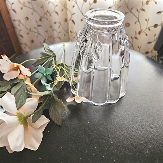Vintage Clear Glass Lamp Shade: Floral Scalloped Design #Q1 - Etsy