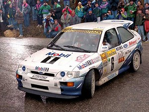 Ford Escort RS Cosworth: the RALLY CAR
