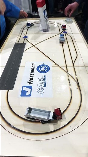 Viessmann Car Motion working at Model Rail Scotland