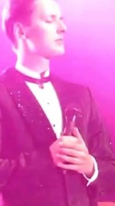 In the mist of crisis, Vitas feels the sad energy of all who have died in this devastating global pandemic. Vitas is very worried about the situation happening in the world right now and this song is in support and prayer for everyone who has died from the coronavirus. Не оставь меня, Господи, в холода на потеху воронам и их птенцам. Опекай меня, Господи, иногда.--А потом, если нужно, ругай в сердцах. Я тебе не шептал: возьми и дай.--Никогда не хватал за твой рукав. Осуждай меня изредка, осуждай