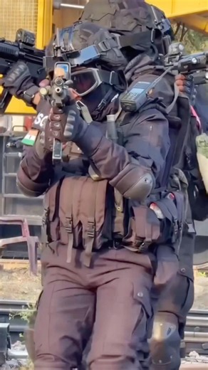 NSG Commando Aura🔥#blackcat #nsg #commando #specialforces #trending #indianarmy #marcos #para #rr