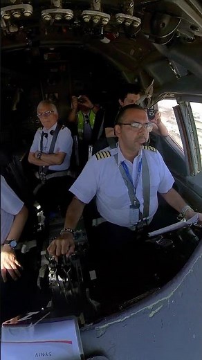 Crazy Hard Landing on Boeing 727