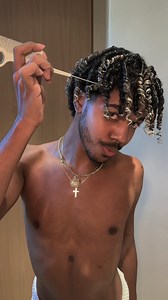 New Tool. New Hair Hack. Tired of finger coiling? Try our PARTING TAIL COMB to get the perfect, frizz-free ringlet... and thank us later. | Cecred