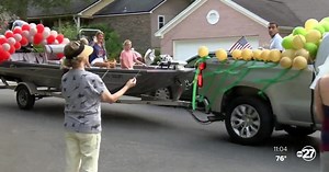 Tallahassee church honors seniors with graduation parade