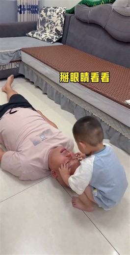 Dad faked fainting to see baby's reaction. It was too heartbreaking.