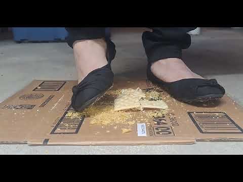 flats asmr crush
