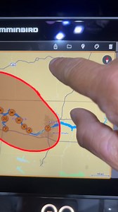Tip Tuesday! Waypoint management has never been this easy! I’ve always wanted to have all my waypoints on individual cards per lake. Took about 45 minutes to go through 8000 waypoints. Very easy and fast! #humminbird | Alex Davis