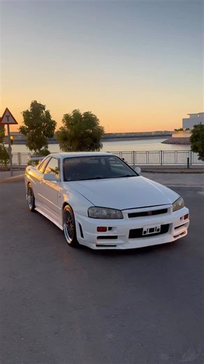 ‎Akdora 👑 اقدوره العنيزي‎ on Instagram‎: "Available for sale ✅ متوفر للبيع Nissan Skyline GT34 نيسان سكايلاين Model 2000 الموديل Manual Gear 5 speed قير عادي Engine RB25 Neo المكينة Converted To GTR محول أر Mileage 146k km الممشى AC Cooling تكييف Momo Steering ستيرنغ رياضي Factory Condition بحالة الوكالة Price 130,000 AED درهم Contact Number +971 58 940 3689 #nissangtrr34 #gtrr34 #r34 #skyline34 #مواتر_للبيع"‎