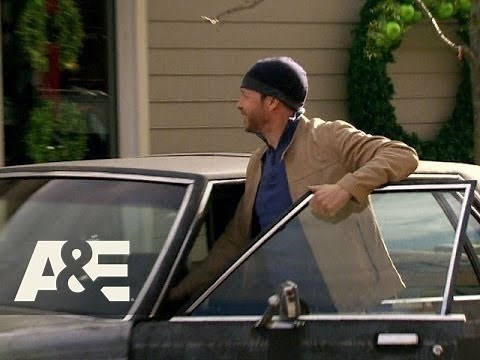 Wahlburgers: Paul's 50th Birthday - Brothers' Day (Season 1, Episode 8) | A&E