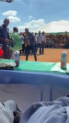 Temperature rising in Zanu pf: ZANU PF central committee member and war veteran ,Geza who gave Mnangagwa 10 days to resign as the president of Zimbabwe, has been suspended from Zanu pf, without going through hearing | BBC Zimbabwe