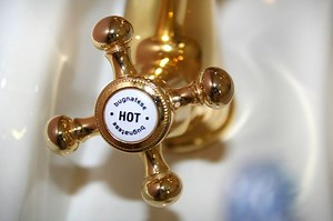 Голяма авария остави без парно и топла вода големи части на Пловдив — OFFNews