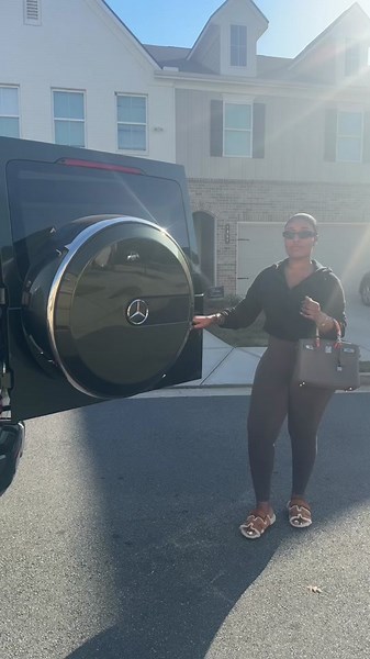 Eagle G Wagon Flights from Klx: Life So Short Challenge