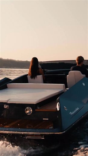 From the Austrian Alps to the Oklahoma horizon — the Frauscher 747 Mirage proves that style travels anywhere. . . . . . #frauscher #boats #engineersofemotions #747mirage #madeinaustria | Frauscher Shipyard