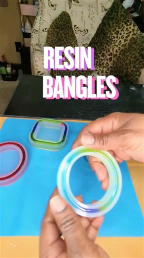 Colorful Resin Bangle Demoldings! #resinart #demolding #handmadeaccessories #epoxyresin #bangles