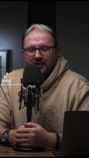 Chased vehicles in Bradford! Police Interceptors Channel 5 #fypシ゚viralシfypシ゚ #funnyreelsvideo #trendingreels #copslivesmatter #policeman #policeinterceptor #policeofficer #policecar #policechase #policecars #cops #COPSTV #bradford #stolen #crime #badboy | Benjamin Pearson "Interceptor"