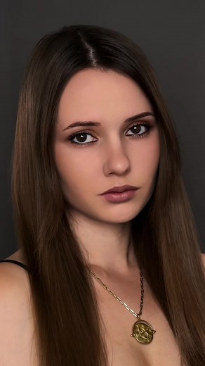 Elena Gilbert Makeup Tutorial: Beauty & Style