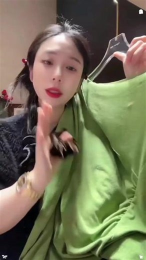 【Rose Yun】牛油果绿兰精天丝亚麻线条捏褶收腰上衣 #显瘦穿搭 #修身显瘦 #高级感穿搭 #气质穿搭 #秋冬穿搭