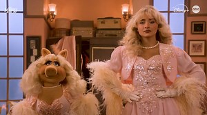 ‘The Muppet Show’ Special: Teaser With Sabrina Carpenter & Seth Rogen Hints At Series Order For The Reboot In Success
