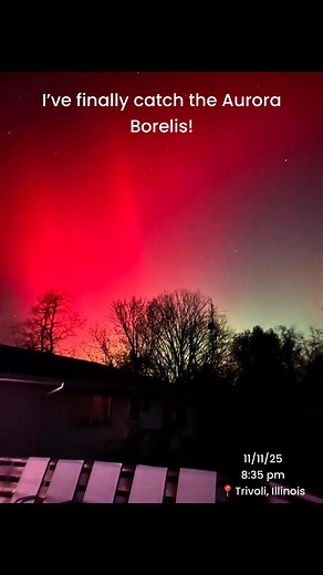 So glad i was able to see the Aurora Borelis tonight here in Trivoli Illinois. 11/11/25 at 8:35 pm #auroraborealis2025 | Pinaybloggerinillinois | Facebook