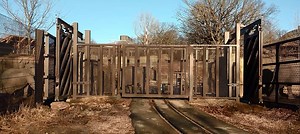 Ever wonder what the elephant “migration” across the Zoo's railroad tracks looks like? Well there they go! The crew unlocks the gates of this transition area, situated along the tracks of the Omaha Zoo Railroad, when it’s time to shift the herd from one outdoor habitat to another. They communicate very closely with the Zoo’s train operators to ensure a smooth and safe transition for the herd. (Video footage by: Elephant Crew – Omaha’s Henry Doorly Zoo and Aquarium) #WorldElephantDay | Omaha's He